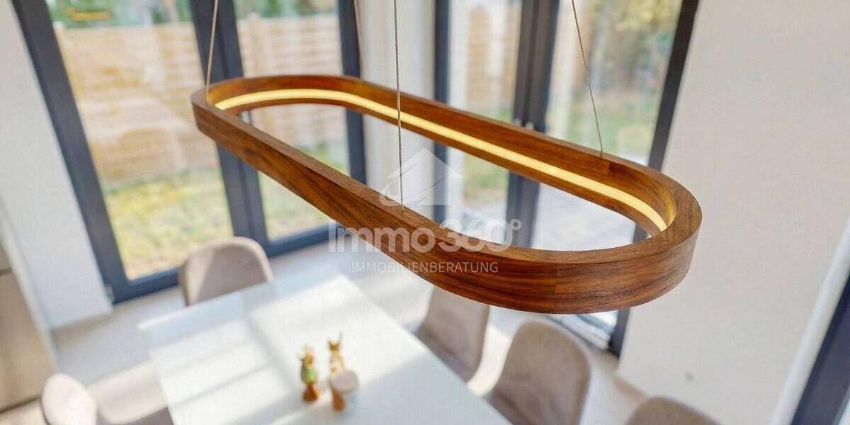 Einfamilienhaus Falkensee - 8 Zimmer, 267 m&sup2;, 1.495.000&euro; | Angebot:25959497