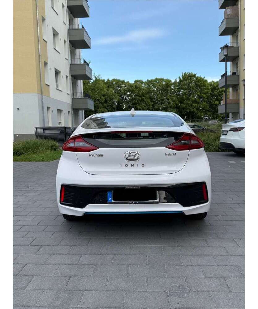 IONIQ