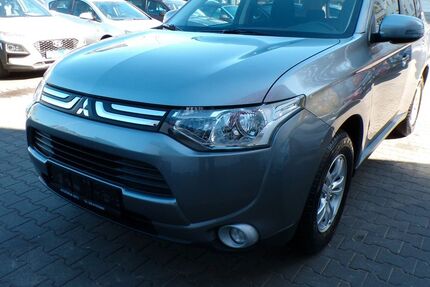 Mitsubishi Outlander 137.000 km 9.990 &euro; Berlin 12347