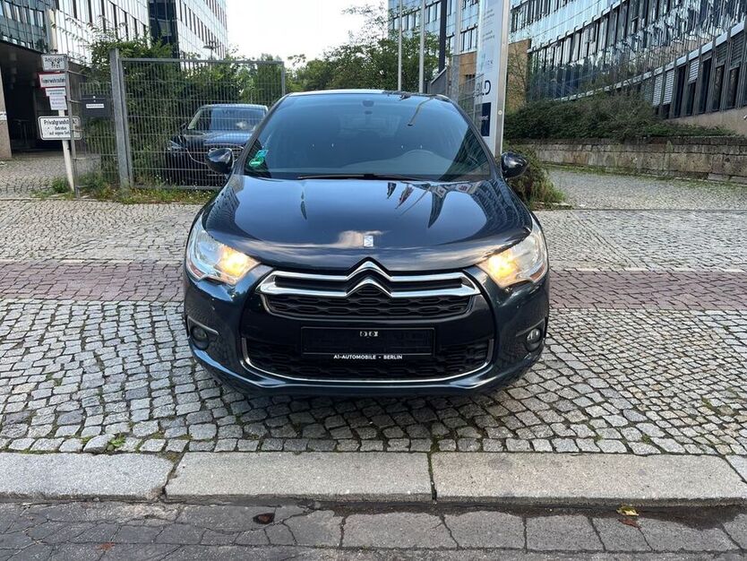 DS4