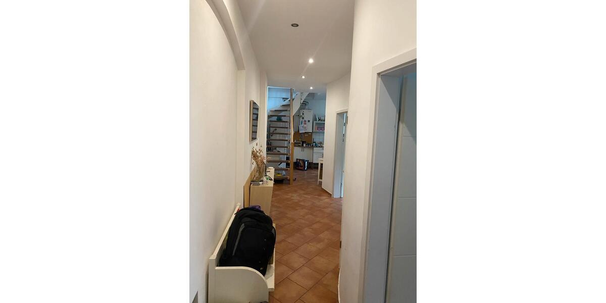 Dachgeschoßwohnung Berlin Neukölln - 4 Zimmer, 78 m&sup2;, 1.750&euro; | Angebot:26409229