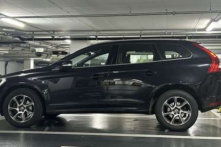 Volvo XC60 150.000 km 16.500 € Berlin Tiergarten 10559