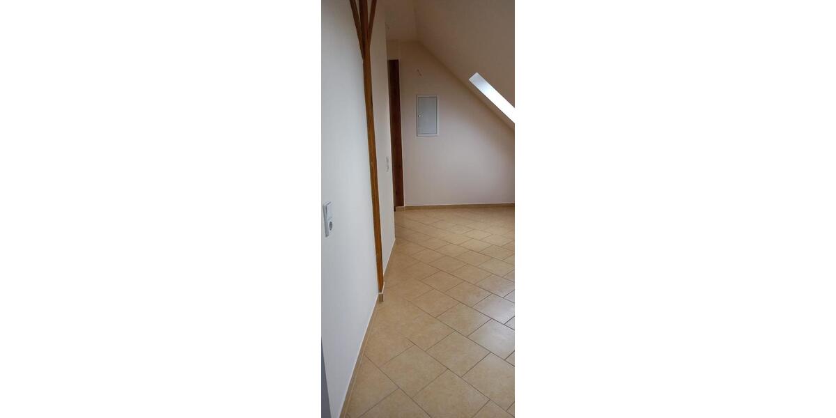 Dachgeschoßwohnung Wandlitz - 1 Zimmer, 35 m&sup2;, 375&euro; | Angebot:25807603