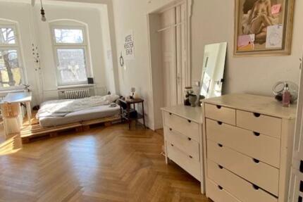Wohnung Berlin Neukölln - 4 Zimmer, 120 m&sup2;, 2.200&euro; | Angebot:27703003