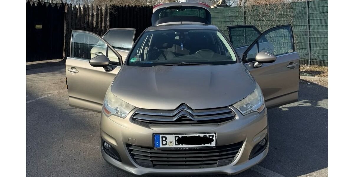 Citroen C4 98.000 km 5.900 &euro; Berlin 13599