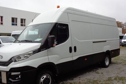 IVECO Andere 300.000 km 12.800 € Berlin 12683
