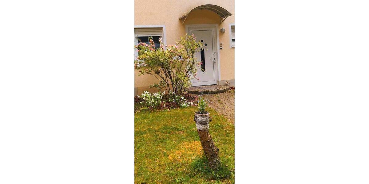 Reihenhaus Nuthetal - 5 Zimmer, 120 m&sup2;, 1.950&euro; | Angebot:26484136