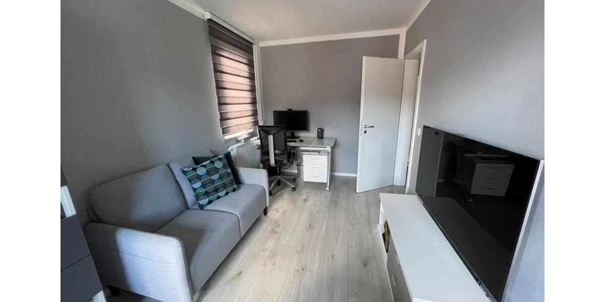 Reihenhaus Berlin Spandau - 5 Zimmer, 142 m&sup2;, 2.700&euro; | Angebot:24382711