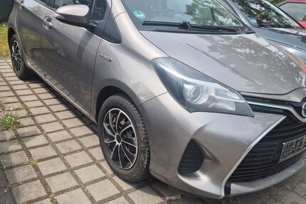 Toyota Yaris 61.000 km 11.400 &euro; Berlin 12355