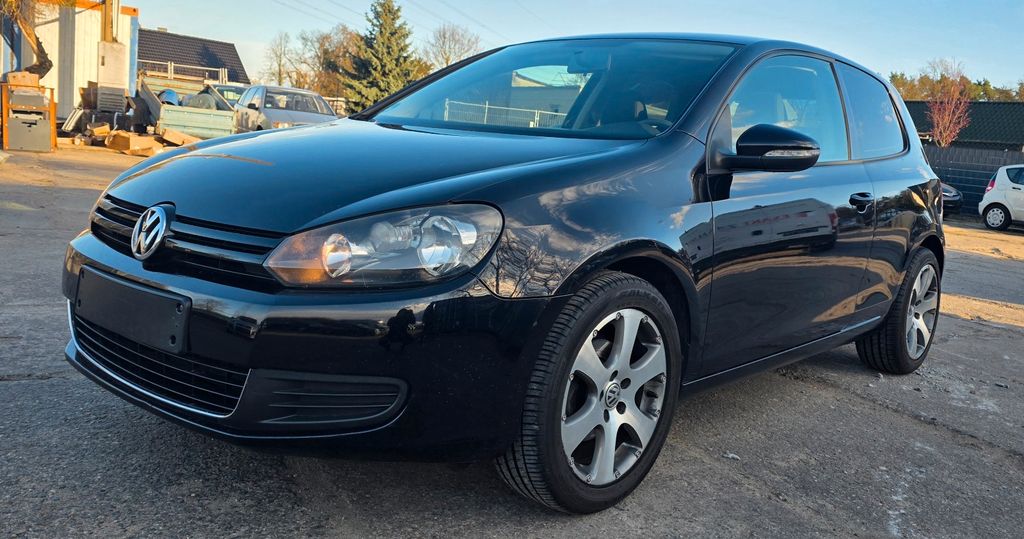 VW Golf 148.305 km 3.490 &euro; Fredersdorf - Vogelsdorf 15370