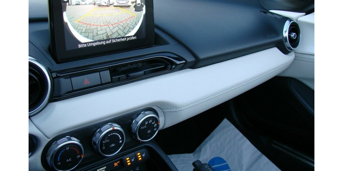 Mazda MX-5 2.0 SKYACTIV-G 184 Advantage Design Bose Kame 10.139 km 27.980 &euro; Falkensee 14612