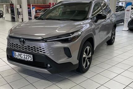 Toyota Corolla Cross 4.000 km 42.940 &euro; Berlin 13403