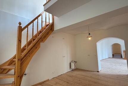 Wohnung Berlin Treptow-Köpenick - 4 Zimmer, 145 m&sup2;, 2.899&euro; | Angebot:26680876