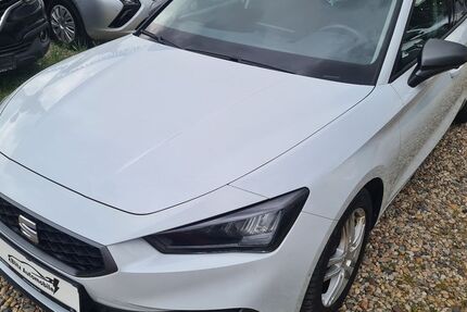 Seat Leon 146.500 km 15.750 &euro; Berlin 13127