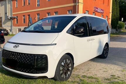Hyundai STARIA 74.604 km 36.900 &euro; Potsdam 14480