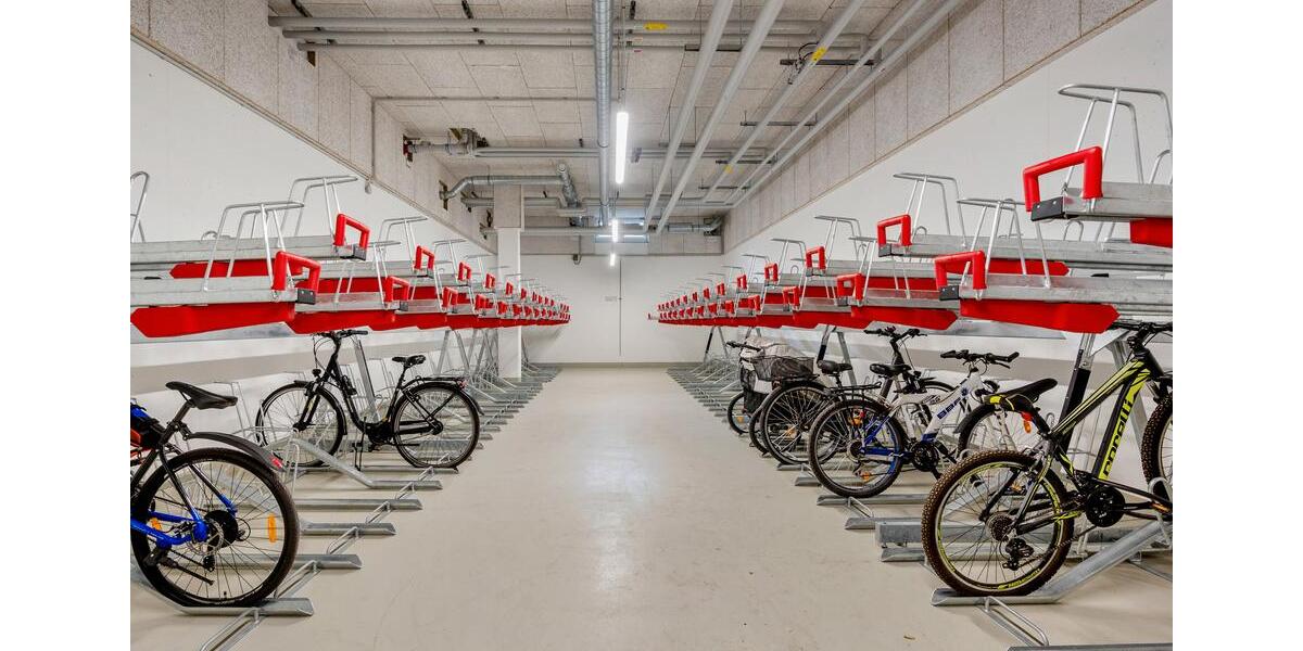 Dachgeschoßwohnung Berlin Tempelhof-Schöneberg - 3 Zimmer, 78 m&sup2;, 1.999&euro; | Angebot:26365093