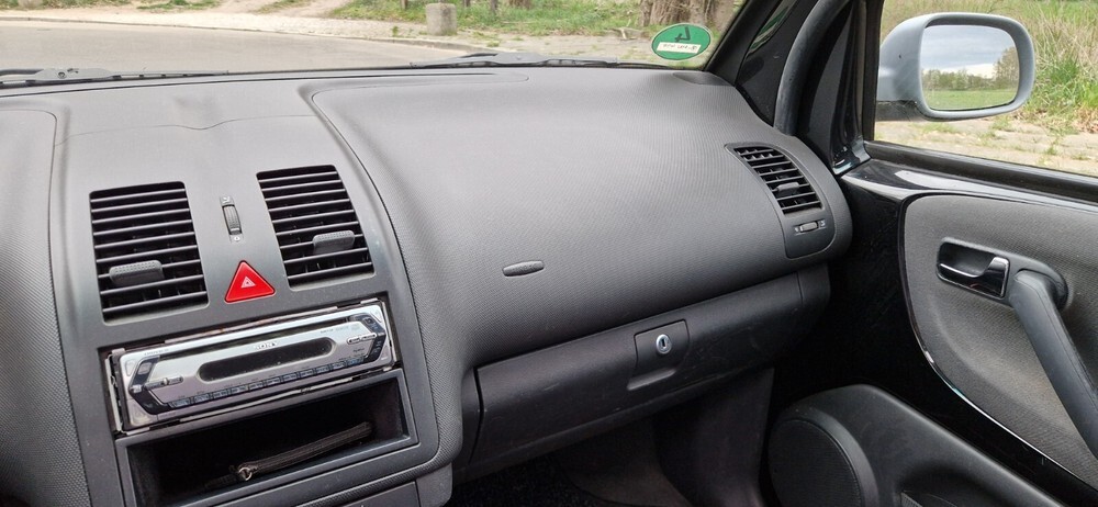 VW Lupo 151.500 km 1.400 € Berlin 10178