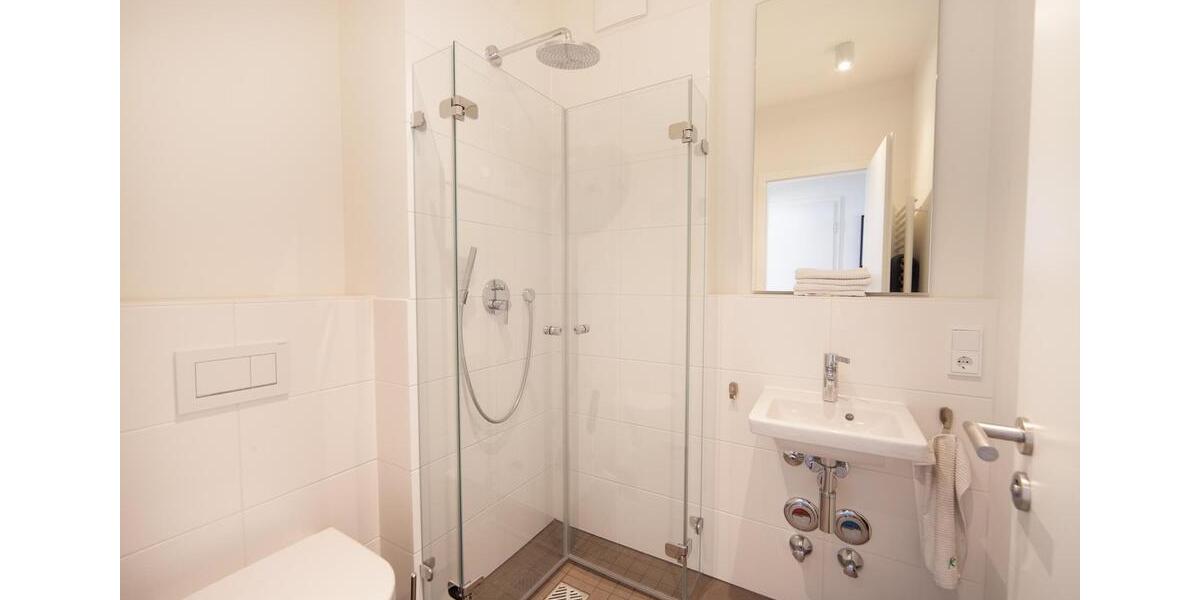 Etagenwohnung Berlin Mitte - 3 Zimmer, 99 m&sup2;, 2.700&euro; | Angebot:26461201
