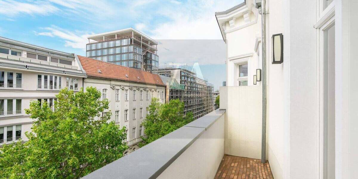 Prestige-Altbauwohnung in Bestlage neben dem KaDeWe 3 zimmer