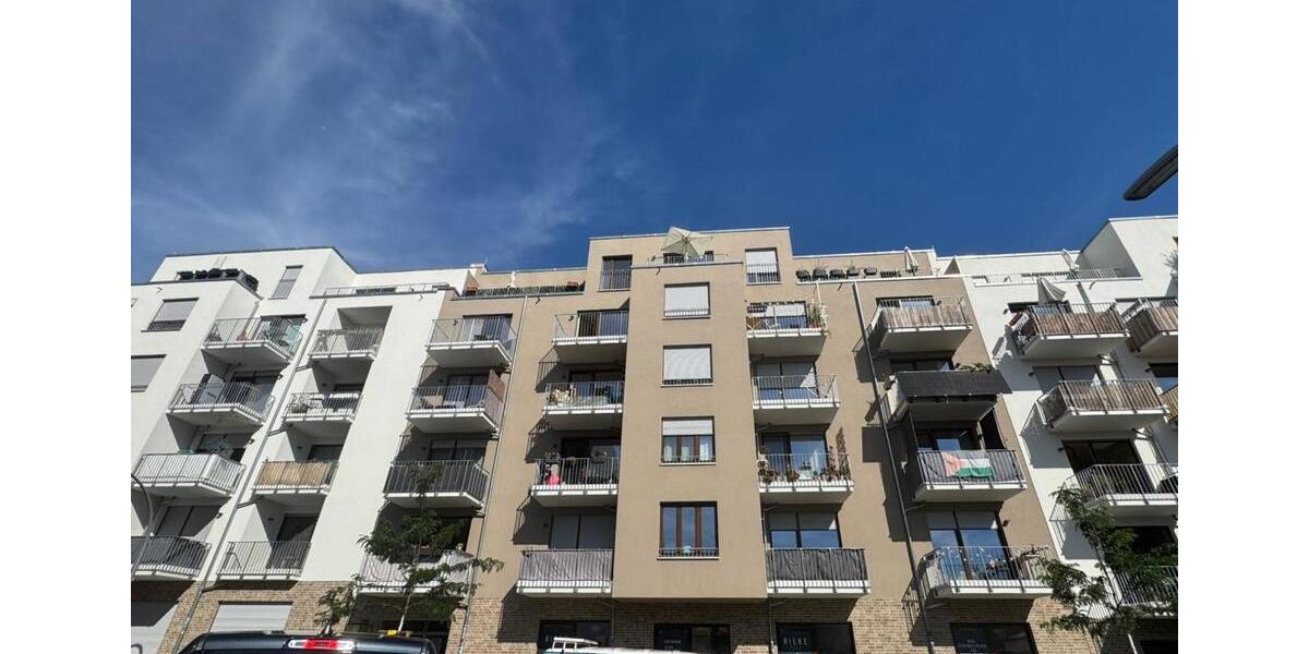 Etagenwohnung Berlin Neukölln - 4 Zimmer, 99 m&sup2;, 2.054&euro; | Angebot:26000131