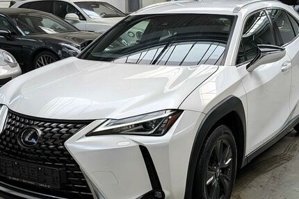 Lexus UX 59.393 km 18.990 € Zossen 15806