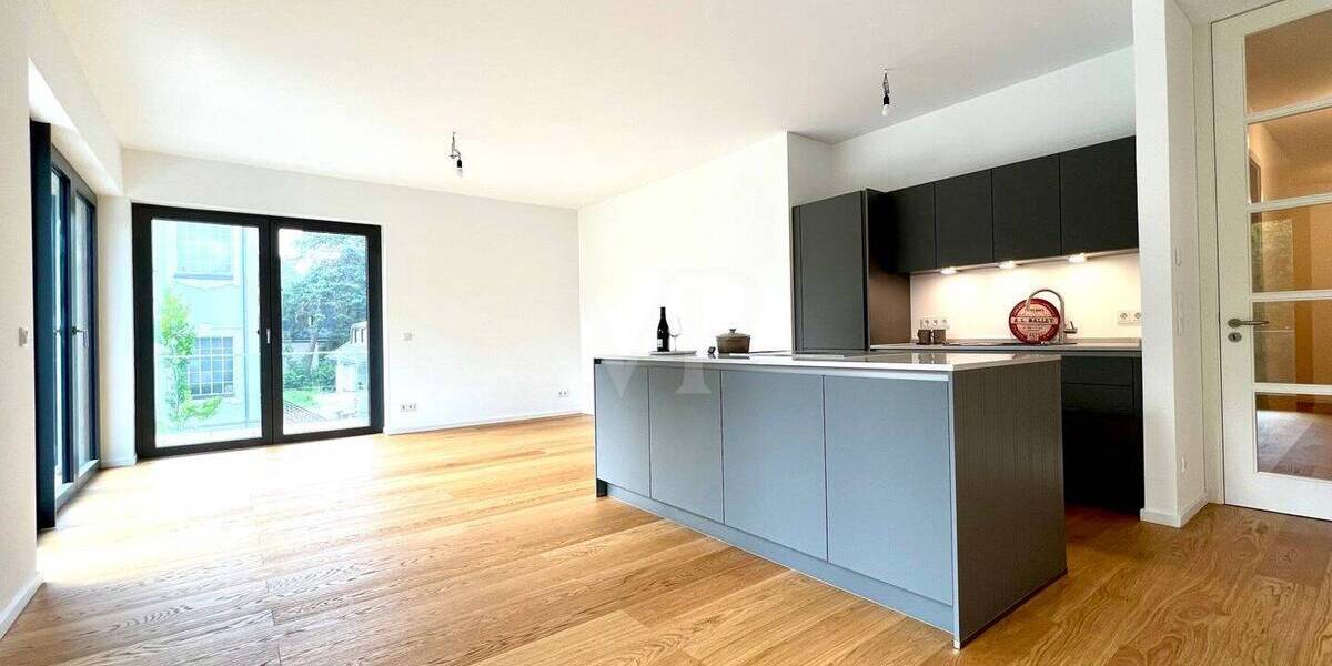 Etagenwohnung Berlin / Nikolassee Nikolassee - 2 Zimmer, 83 m&sup2;, 2.599&euro; | Angebot:25821711