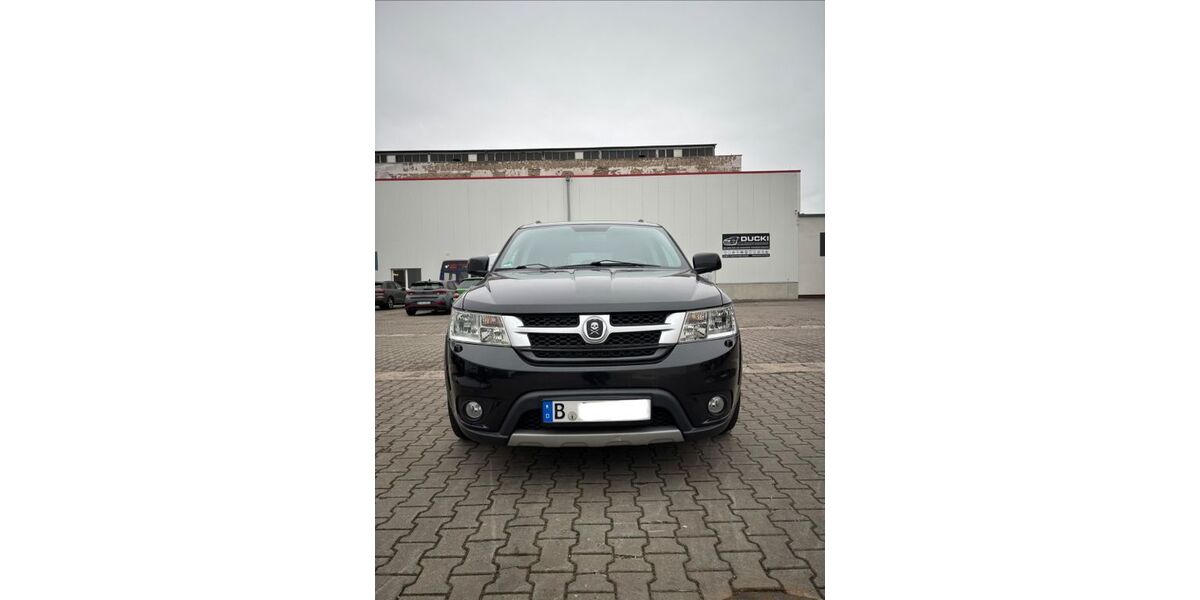 Fiat Freemont 179.000 km 8.999 € Berlin 13403