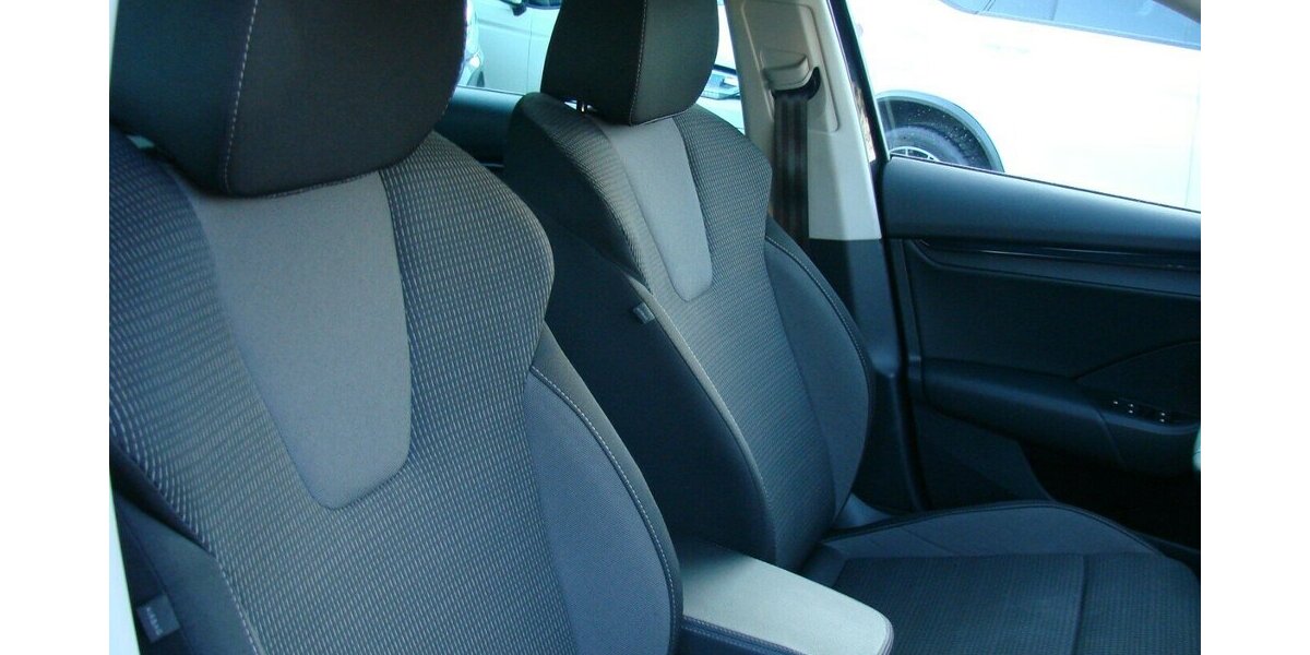 Skoda Octavia 2.0TDI Selection LED Tempomat Spurhalteass 56.838 km 26.980 &euro; Falkensee 14612