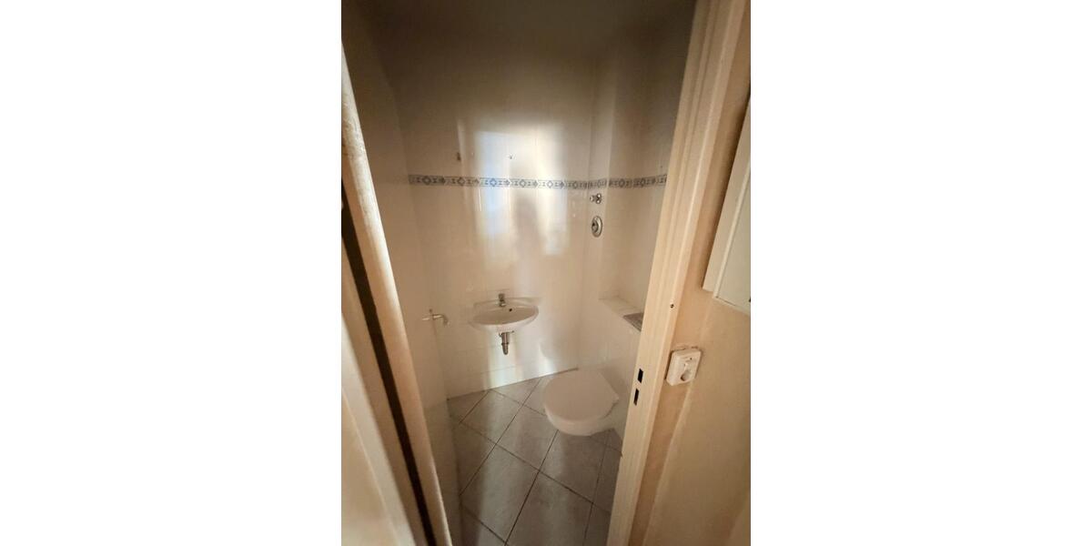 Etagenwohnung Berlin Charlottenburg-Wilmersdorf - 3 Zimmer, 90 m&sup2;, 2.000&euro; | Angebot:27704194