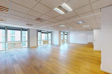 Gewerbeobjekt Berlin Charlottenburg - 6 Zimmer, 266 m&sup2;, 7.448&euro; | Angebot:26016214