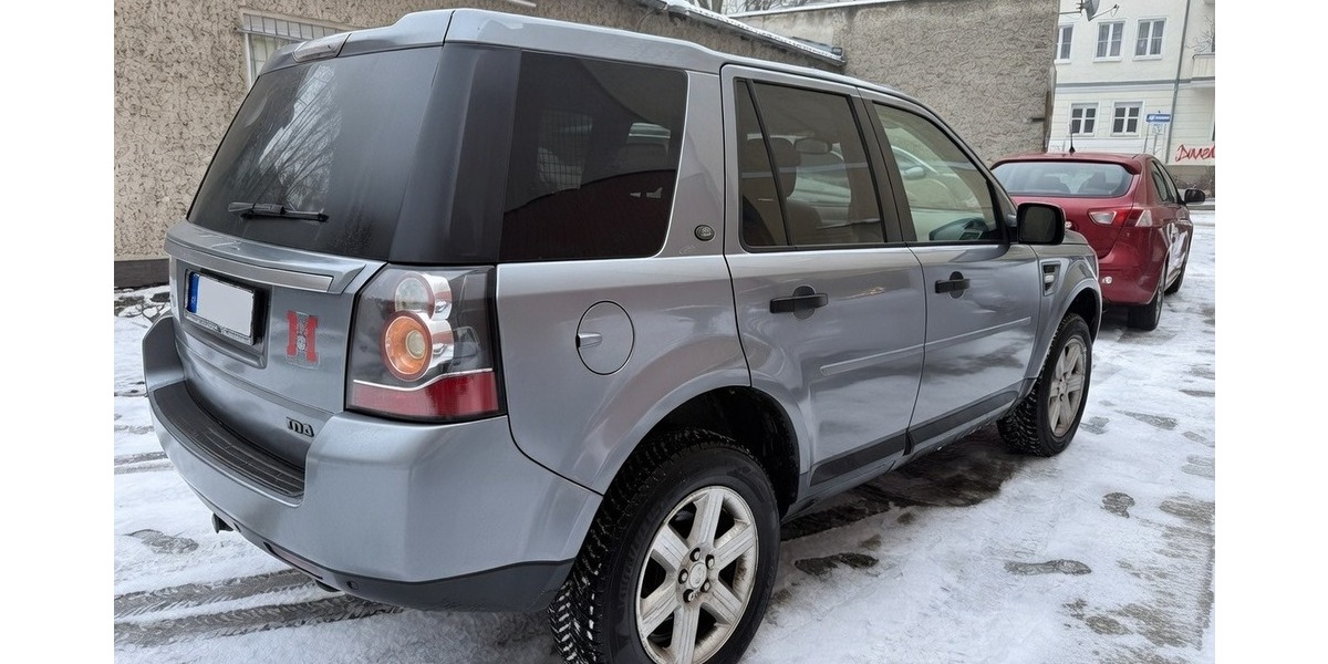 Land Rover Freelander 2.2 TD4 XS 1.Hand Ahk 199.600 km 6.999 &euro; Berlin 10247