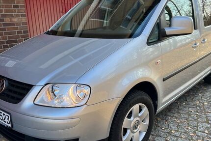 VW Caddy 48.869 km 16.900 &euro; Berlin 13405