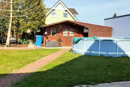 Haus Berlin Altglienicke - 5 Zimmer, 150 m&sup2;, 2.500&euro; | Angebot:25369165