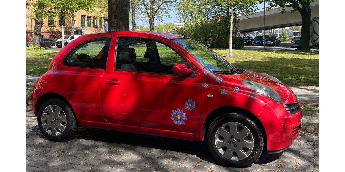 Nissan Micra 132.500 km 2.500 &euro; Berlin 12157