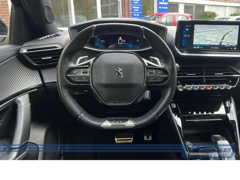 Peugeot 2008 GT 155 EAT8*Pano*LED*360°*TotWinkel*NAV* 36.726 km 20.990 € Berlin 13187