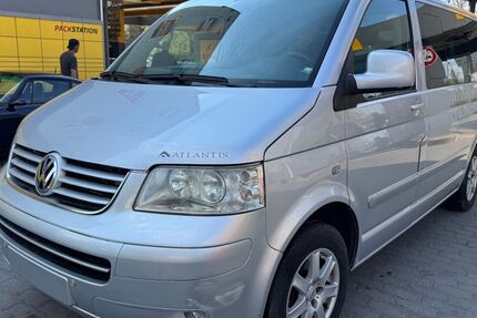 VW T5 Transporter 260.000 km 7.999 &euro; Berlin 13055