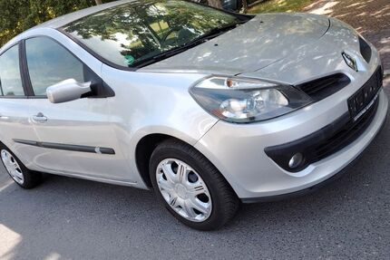 Renault Clio 125.000 km 2.290 &euro; Berlin 14193