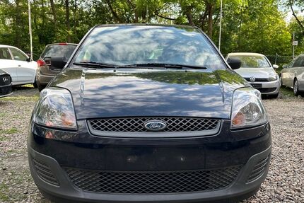 Ford Fiesta 248.000 km 990 &euro; Berlin 12055