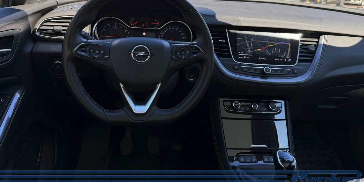 Opel Grandland Innovation*AHK*E-Koffer*Pano*Car-Play* 169.817 km 11.480 &euro; Berlin 13187