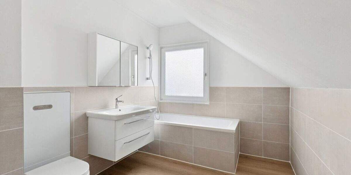 Einfamilienhaus Berlin Rudow - 6 Zimmer, 135 m&sup2;, 750.000&euro; | Angebot:23870650