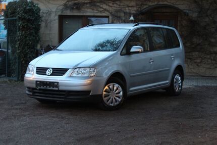 VW Touran 133.500 km 3.599 &euro; Berlin 10317