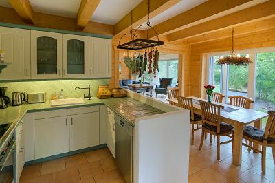 TRAUMHAFTES WOHNDOMIZIL IN FALKENSEE MIT RENDITE - Zweifamilienhaus Falkensee | Angebot:24635979