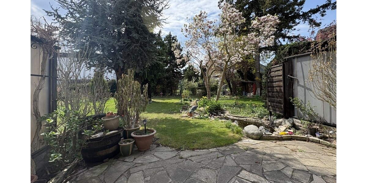 Haus in ruhiger Lage mit wunderschönem Garten in Rudow - Preis gegen Gebot - Reihenmittelhaus Berlin Rudow | Angebot:26544338