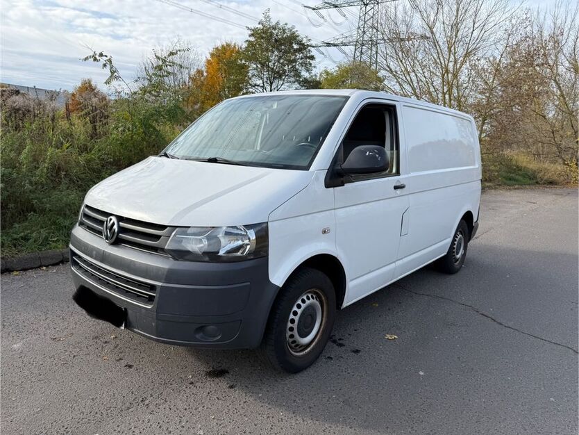 VW T5 Transporter 213.000 km 9.500 € Berlin 13125