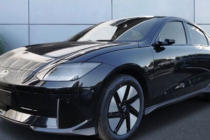 Hyundai IONIQ 6 7.200 km 35.990 € Berlin 12351