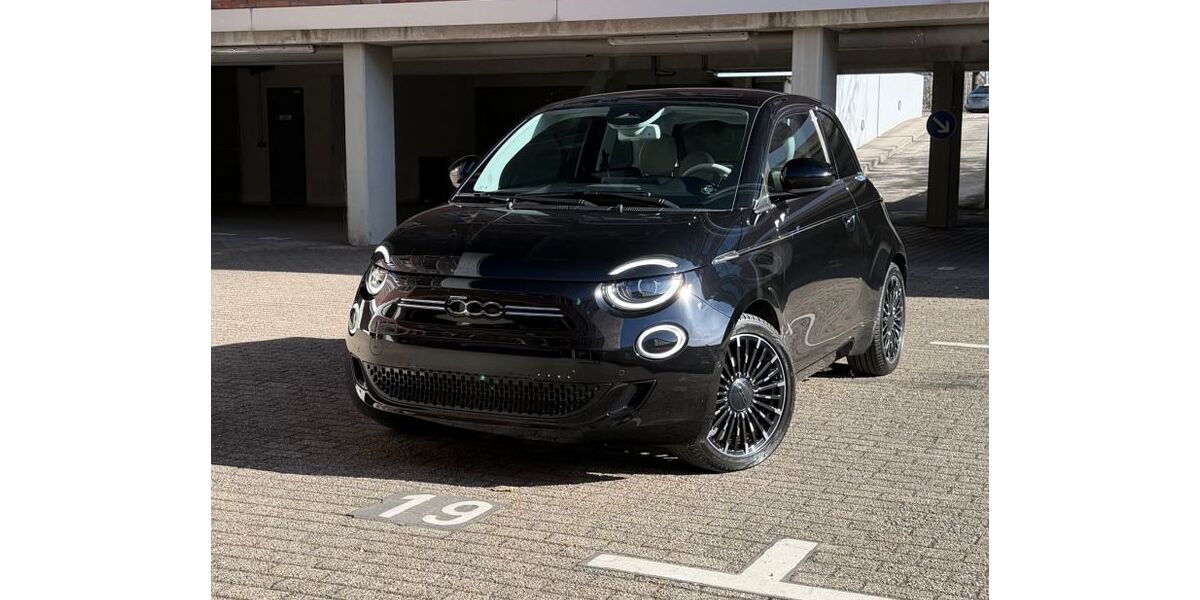 Fiat 500e 11.900 km 21.850 &euro; Berlin 13507