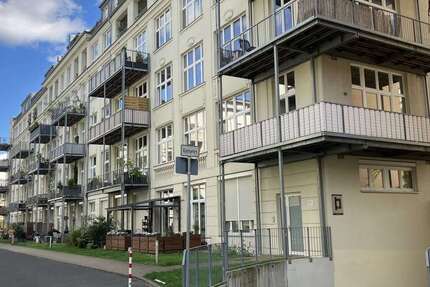 Wohnung Berlin Lichtenberg - 3 Zimmer, 105 m&sup2;, 2.161&euro; | Angebot:27714263