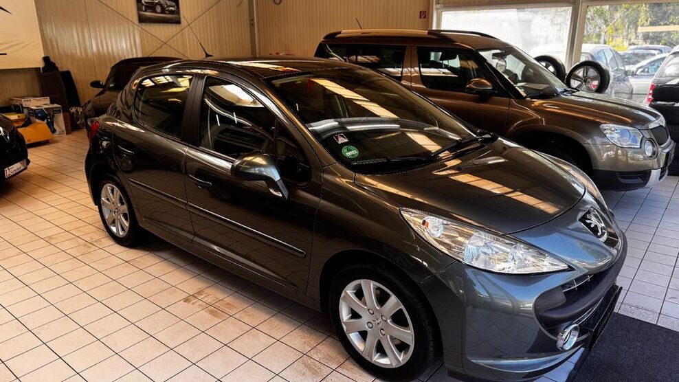 Peugeot 207 100.000 km 4.990 € Berlin 12349