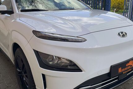 Hyundai KONA 15.600 km 19.990 &euro; Berlin 12107