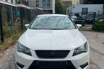 Seat Leon 112.000 km 6.499 &euro; Berlin 13187